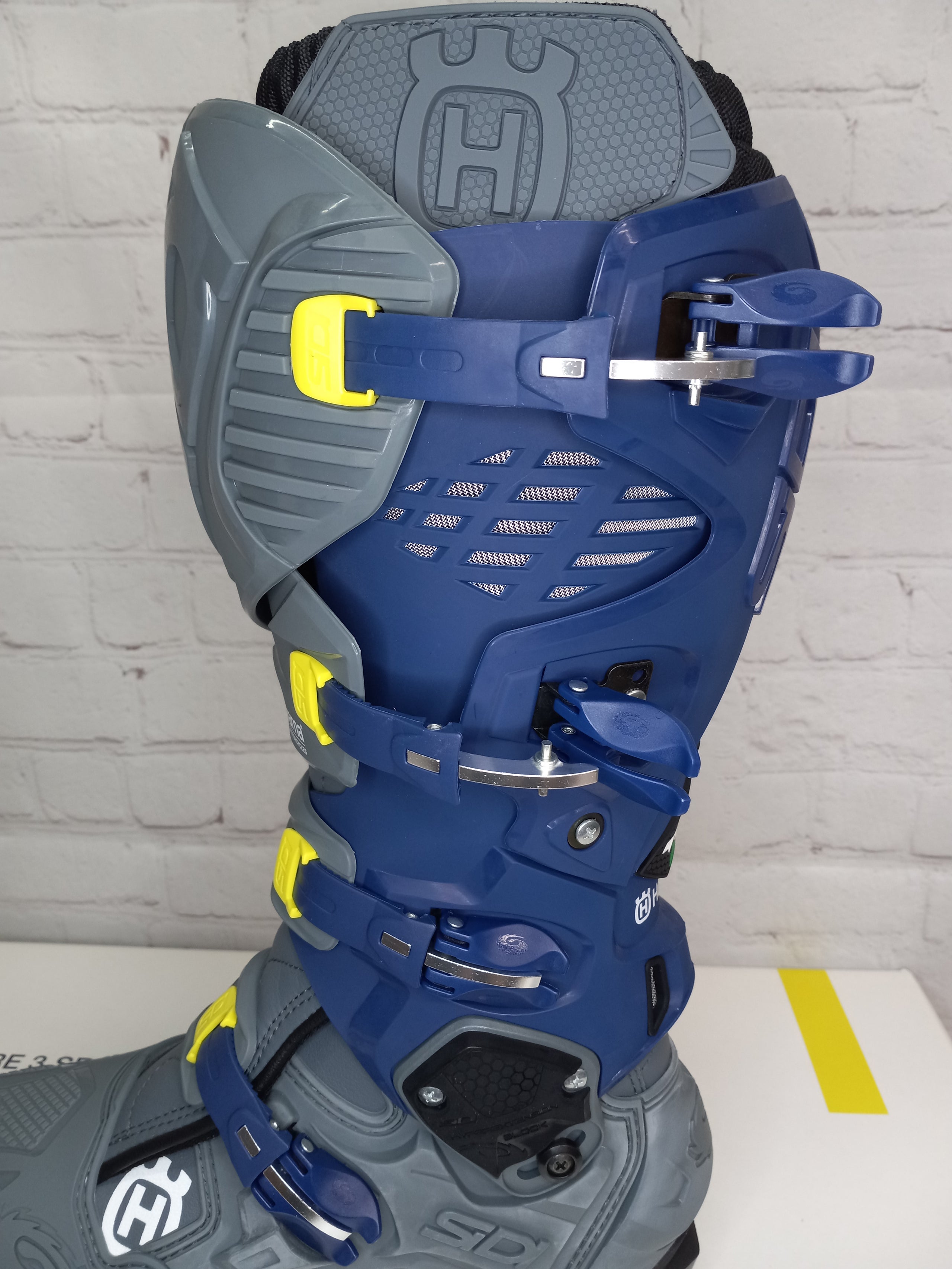 Husqvarna top sidi boots
